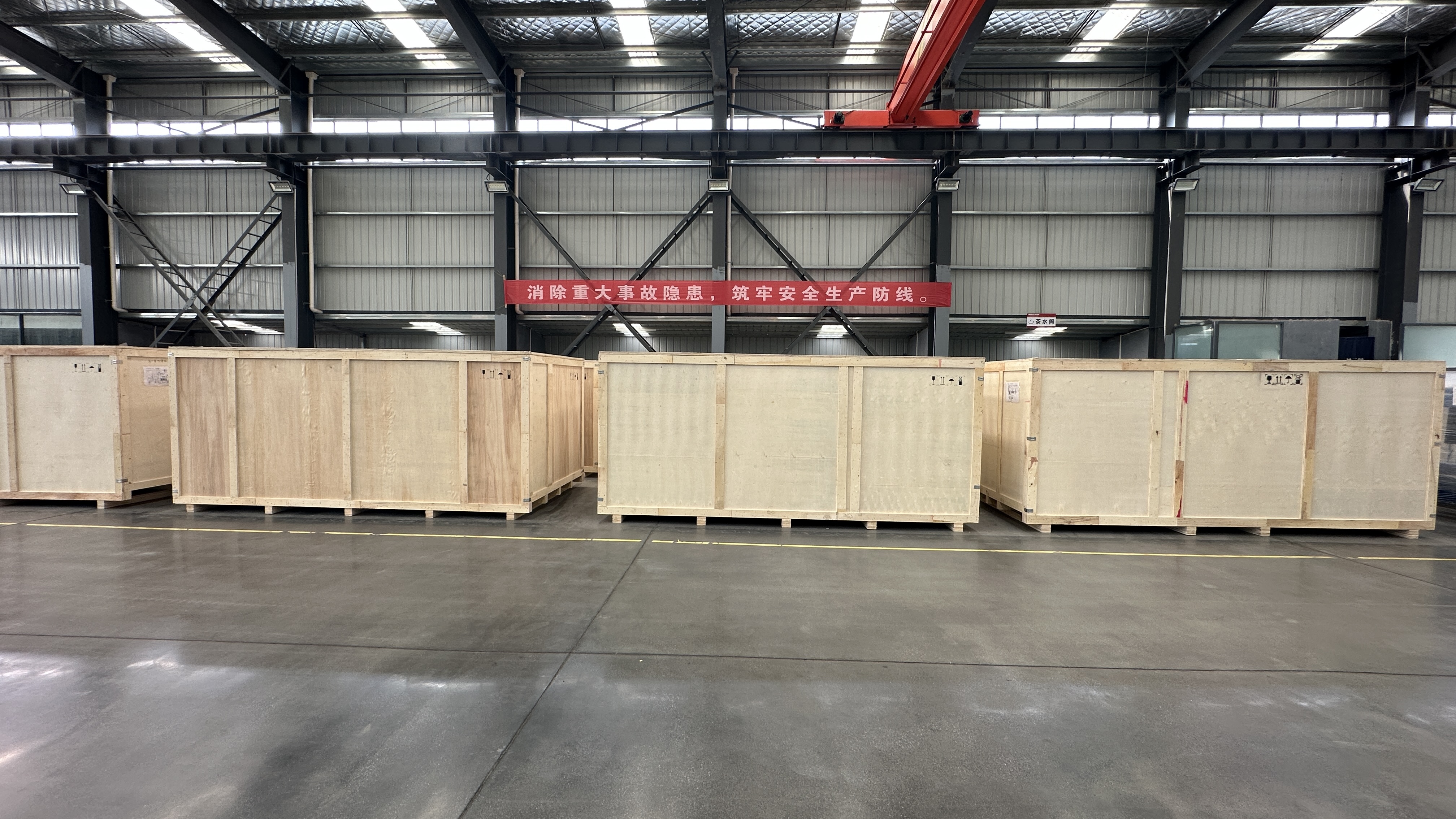 美奇斯13臺龍門式纏繞機揚帆出海(圖1)